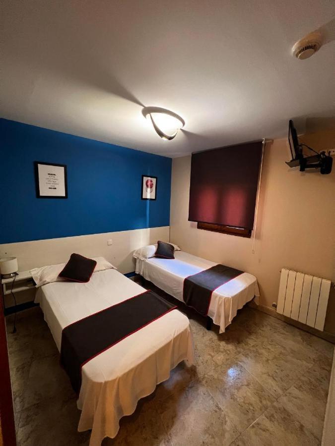 Hospedaje Bar El Gato Del Acueducto Segovia Ngoại thất bức ảnh